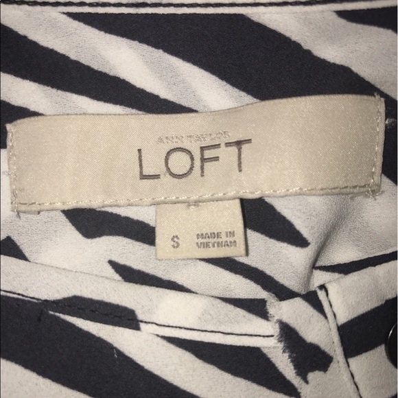 Loft Ruffled Sleeve Blouse - Picture 6 of 6